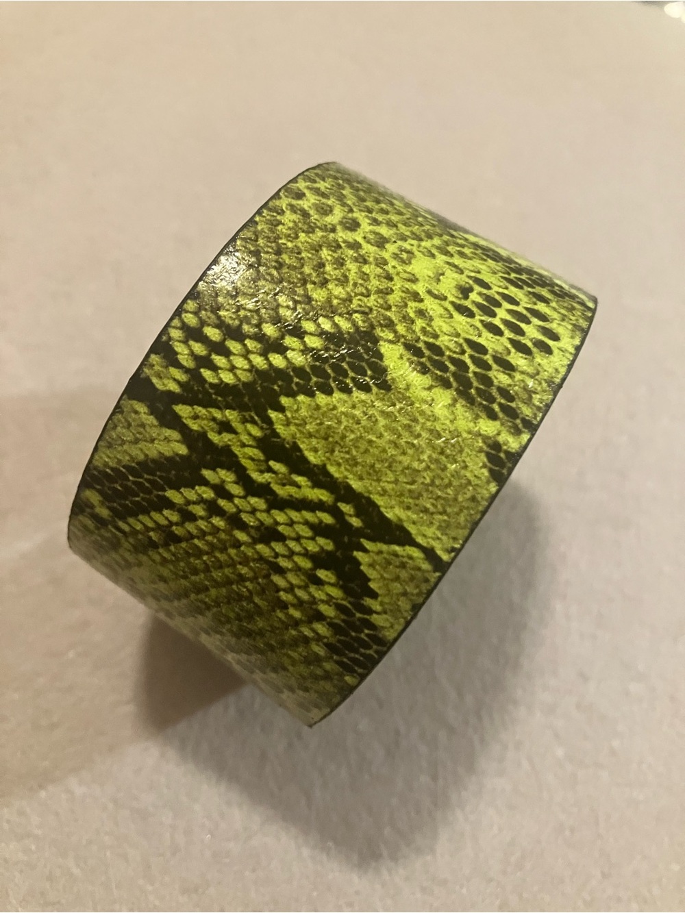 Python print green snap bracelet